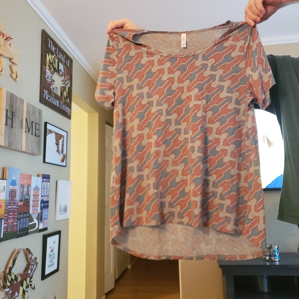 LulaRoe Classic T